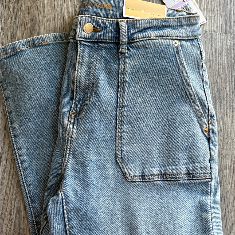 Michael Kors Selma Patch Pocket Cropped Flare Jeans Size 8 NWT - Picture 6 of 8